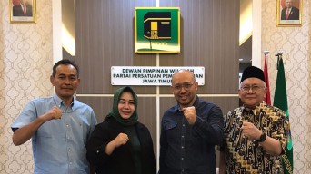 MHR dan Lisdyarita Foto Bareng di PPP, Poros Baru Pilkada Ponorogo?