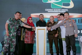Bupati Gresik Resmikan Gedung IPKT RSUD Ibnu Sina, Sinergi Layani Pasien Kanker