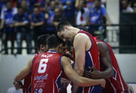 Kalahkan Bank Sumsel, LavAni Juara Final Four Proliga 2024 Seri Pertama Surabaya