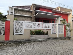 KPK Geledah Rumah Kader PDIP di Bangkalan, Sita Uang Rp300 Juta
