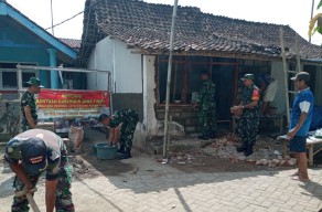 Rutilahu Pemprov Jatim dan Kodam V Brawijaya Sasar Rumah Janda Tua di Jember