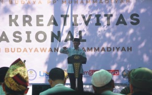 Ketua Muhammadiyah Ajak Ratusan Seniman dan Budayawan Kemah di Batu, Ada Apa?