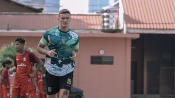 Bek Baru Persebaya Slavko Damjanovic Tak Masalah Cuaca di Surabaya