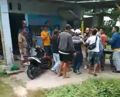 Video Viral, Diduga Debt Collector Hendak Ambil Motor Pemilik Warkop di Jember