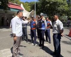 Pergoki Tarif Parkir Mahal, Eri Cahyadi: Ngerusak Suroboyo Awakmu!