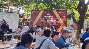 Pilkada Calon Tunggal, Bolehkah Masyarakat Kampanye Dukung Bumbung Kosong?