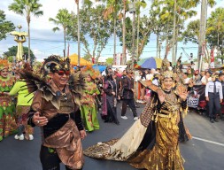 Bukan Event Sembarangan, Jember Fashion Carnaval Sedot 1 Juta Pengunjung