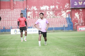 2 Cara Beli Tiket Persik Kediri Vs Bali United di Stadion Brawijaya