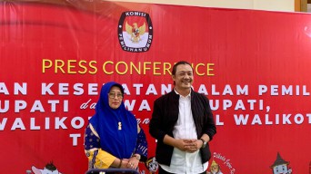 Deny Widyanarko-Mudawamah Selesai Jalani Tes Kesehatan di RSUD Saiful Anwar Malang