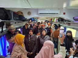 Detik-detik Proklamasi, Penumpang KA Sri Tanjung Nyanyikan Indonesia Raya