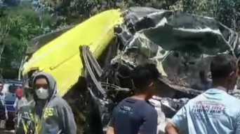 Elf Wisatawan asal Surabaya Alami Rem Blong di Jalur Bromo, 2 Orang Tewas
