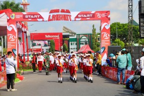 2.332 Pelajar di Jember Ikuti Gerak Jalan, Bupati: Kalian Luar Biasa!