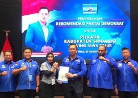 Subandi - Mimik Direkom Demokrat Maju Pilbup Sidoarjo 2024
