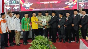 Daftar ke KPU Probolinggo, Gus Haris-Ra Fahmi Ingin Rengkuh Mimpi Besar