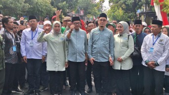 Diusung 3 Parpol, Ghofur-Shalati Resmi Daftar Pilkada Lamongan