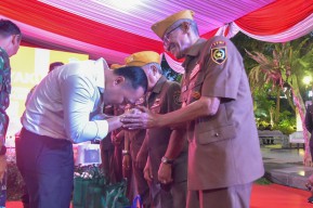Wali Kota Surabaya Tasyakuran Hari Kemerdekaan RI Bersama Veteran