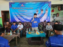 Ra Hasani Batal Maju Pilbup Bangkalan Terganjal Restu Ibu, Dukung Lukman-Fauzan
