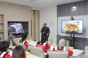 Edu Corner, Sudut yang Mencerahkan di Kantor HCML