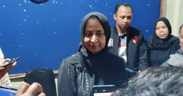 Tak Bawa B1KWK Asli, Mantan Bupati Faida Gagal Daftar di KPU Jember