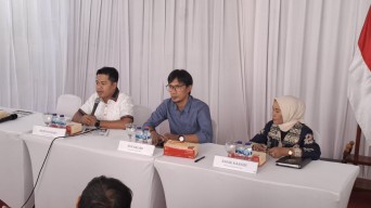 Melihat Kesiapan KPU Jelang Pendaftaran Cagub-Cawagub Jatim 2024 Besok