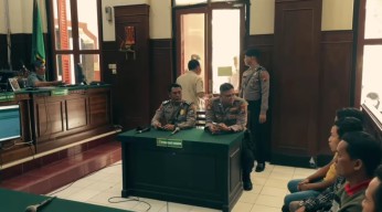 8 Oknum Perguruan Silat Konvoi di Jalanan Surabaya Jalani Sidang Tipiring