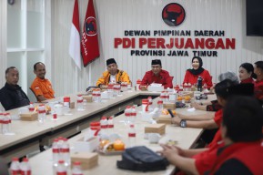7 Partai Non-Parlemen Berkumpul di PDIP Jatim, Siap Usung Cagub Lawan Petahana