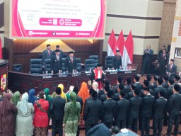 50 Anggota DPRD Jember Dilantik, 24 Orang Wajah Baru