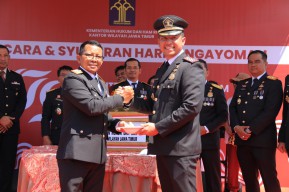 Tugu Pahlawan jadi Saksi Peringatan Puncak Hari Pengayoman ke-79 di Jatim