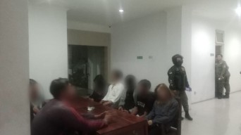 Belasan Pemuda Diamankan saat Pesta Miras di Wisata Kota Lama Surabaya
