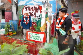 Petrokimia Gelar Lomba Kebersihan Lestari Bumi bagi Warga Sekitar Perusahaan