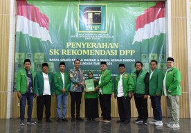PPP Serahkan Rekom 7 Bakal Calon Kepala Daerah di Jatim, Ini Daftarnya