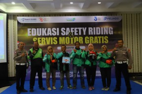 Pelindo Regional 3 Gelar Sosialisasi Safety Riding untuk Ojek Online