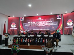 KPU Probolinggo Tetapkan Gus Haris - Ra Fahmi dan Zulmi - Rasit jadi Paslon