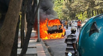 Angkot Ludes Terbakar Dekat Kebun Bibit Surabaya, Ini Kronologisnya