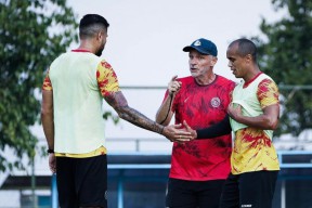 Arema FC Bersiap Hadapi 4 Laga Tandang Panas Lanjutan Liga 1