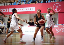Basket Putri Jatim Lolos Semi Final PON XXI 2024 usai Kalahkan Papua