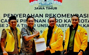 Arif Fathoni Emban Amanah Golkar jadi Pimpinan DPRD Surabaya Periode 2024-2029
