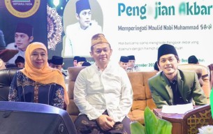 Gus Iqdam Kenang Jumpa Pertama Khofifah di Mekkah