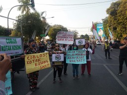 Deklarasi Coblos Kotak Kosong di Pilwali Surabaya 2024 Kian Masif