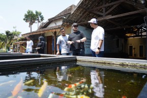 Mas Dhito Harap Koi jadi Ikan Hias Identik Kabupaten Kediri