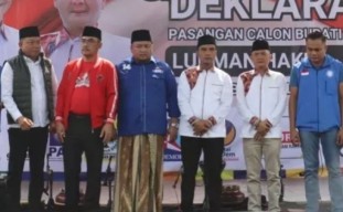 Minta Restu Maju Pilbup Bangkalan, Paslon Lukman-Fauzan Sowan ke Ponpes