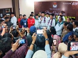 5 Trending Topik Pekan Ini, Nomor 4 Paslon dari Sidoarjo Penantang Subandi-Mimik