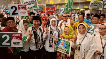 Makna Nomor 2 di Pilgub Jatim, Khofifah: Khairul Umur Ausathuha