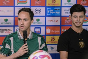 Persebaya Surabaya Fokus Raih 3 Poin Lawan Dewa United di GBT