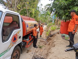 Terdampak Kekeringan, Pemdes Sriti Ponorogo Suplai Air Bersih Secara Mandiri