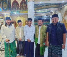 Paslon Bangkalan Lukman-Fauzan Hadiri Tradisi Cocoghen Jelang Maulid Nabi