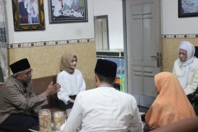 Vinanda-Gus Qowim Direstui Masyayikh Maju Pilwali Kediri 2024