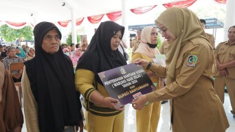 1.364 Pedagang Kecil di Banyuwangi Nikmati Program Wenak Bupati Ipuk