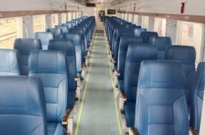 KAI Daop 7 Madiun Luncurkan Rangkaian Kereta Ekonomi New Generation