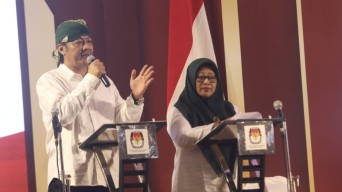Deny - Mudawamah Tampil Tenang di Debat Publik Pilbup Kediri, Beber Program Prioritas